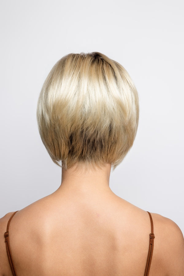Emy Wig - 2576