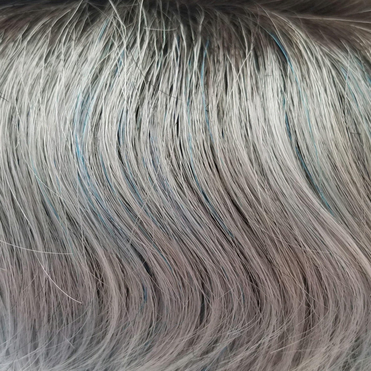 Snowy Sapphire-R - A smoky combination tone of soft black root mixed in a hint of soft blue with a silver white base.