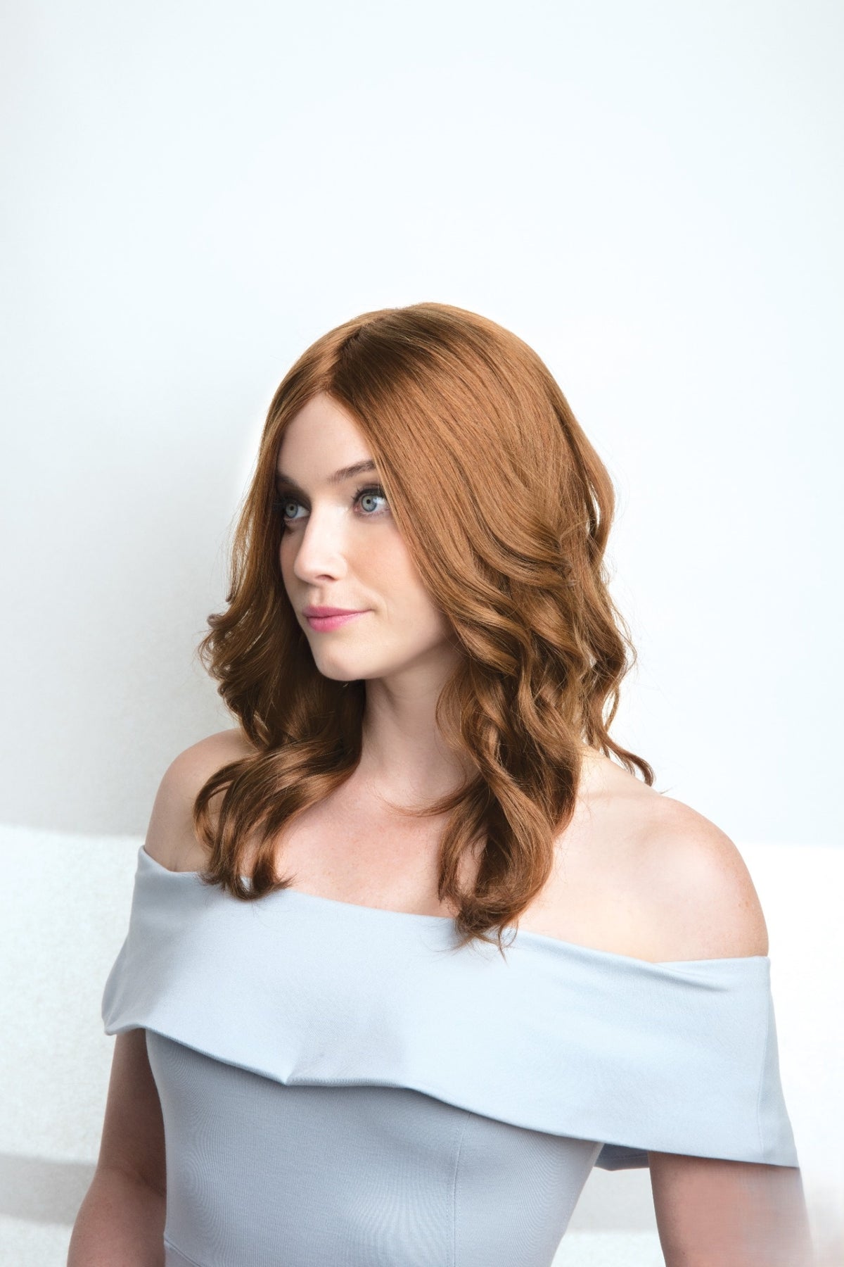 Sarah Wig - 3111