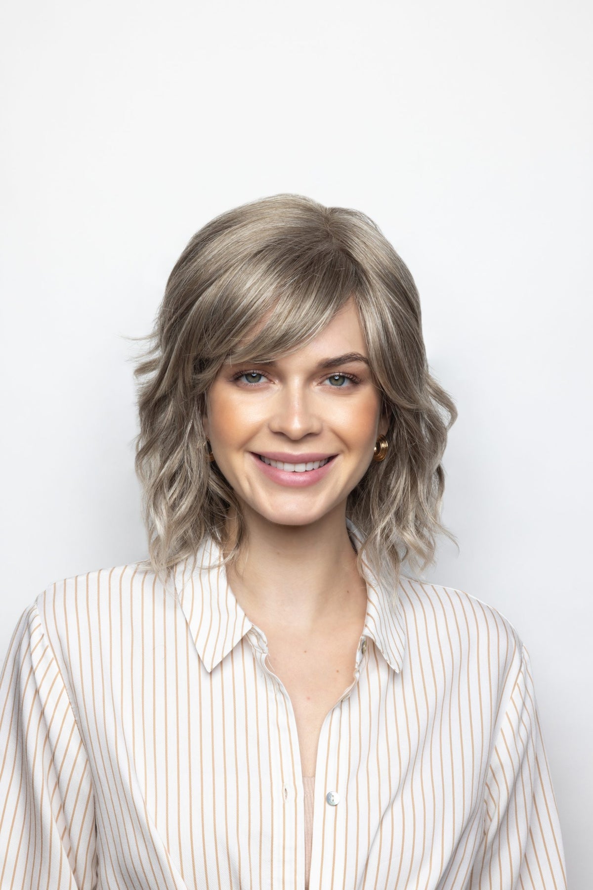 Braylen Wig by Amoré in Ice Blond