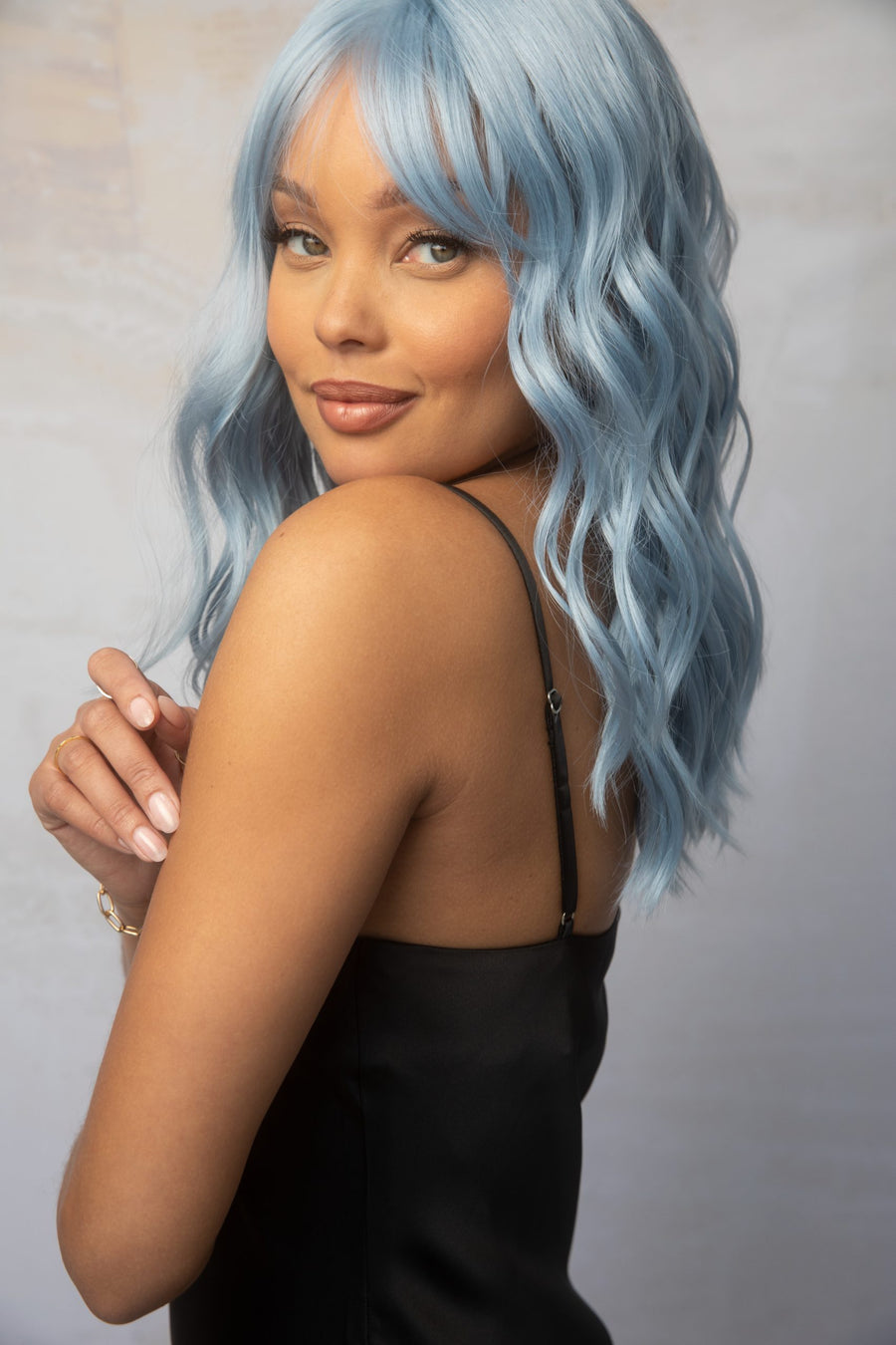 Lush Wavez wig by Muse in Polar Sky