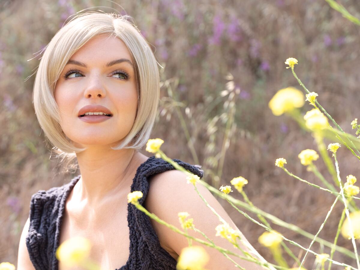 Niki Wig - 6542